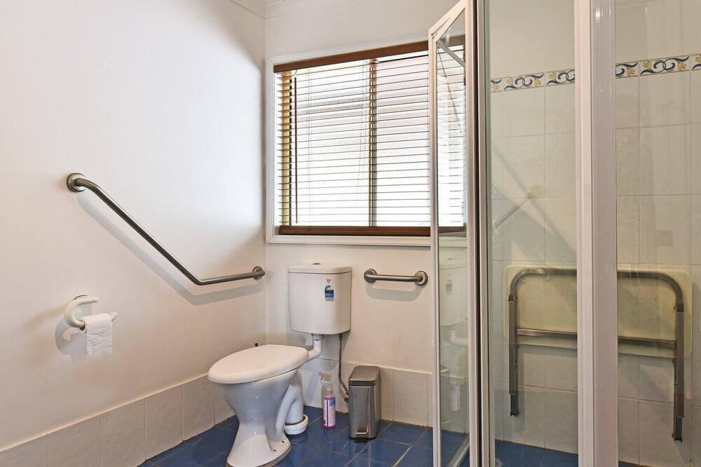 Photo of Bathroom in Ellalong