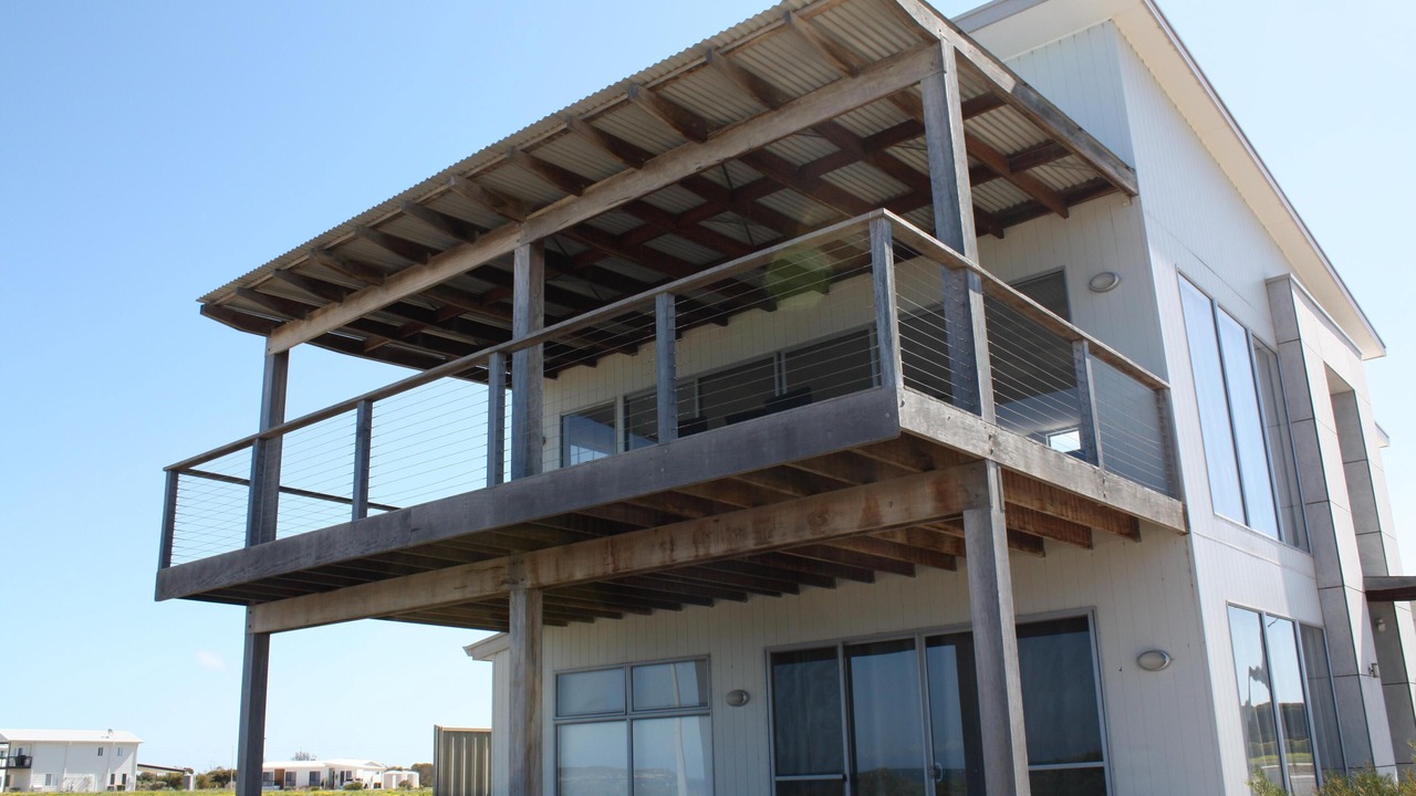 Photo of Buildings in Warrenben