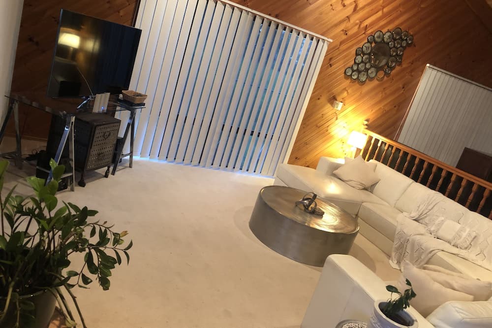 Photo of Bedroom in Pimpama