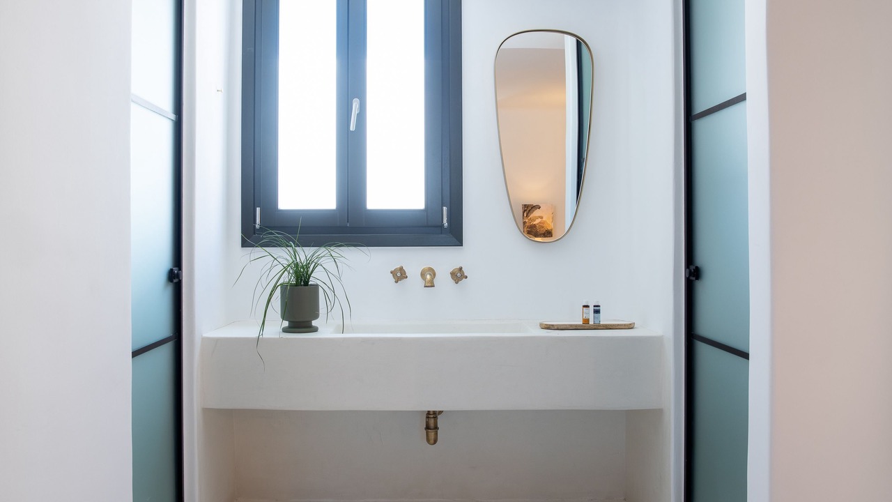 Photo of Bathroom in Ano Mera