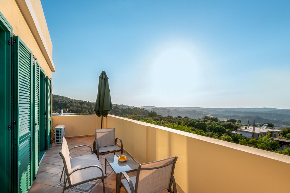 Photo of Patio Balcony in Salakos