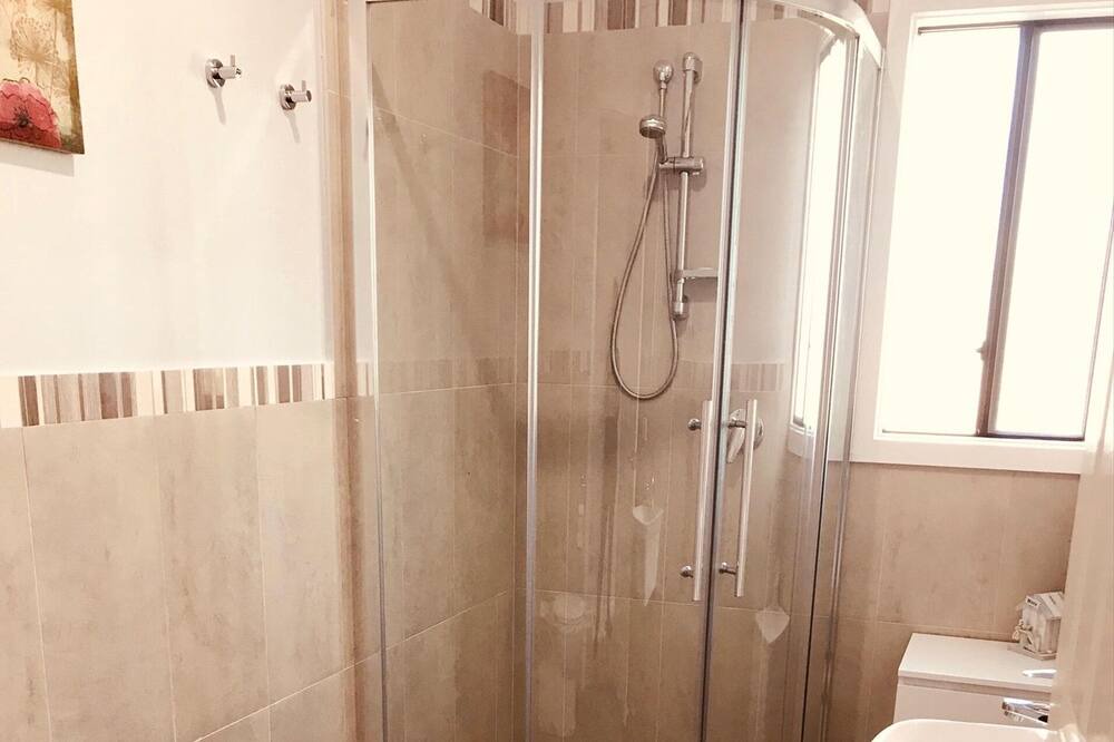 Photo of Bathroom in Point Boston