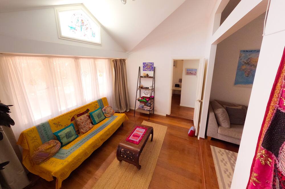 Photo of Livingroom in South Carnarvon