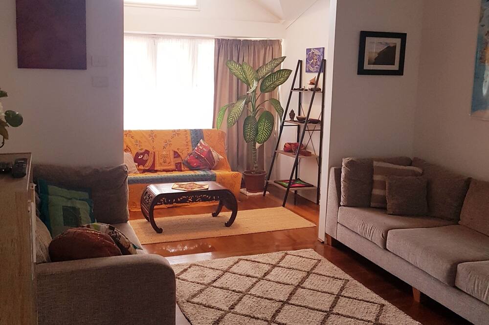 Photo of Livingroom in South Carnarvon