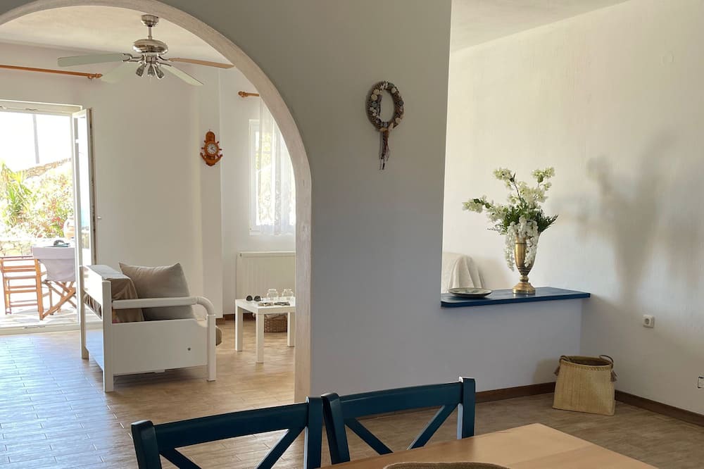 Photo of Kitchen in Platis Gialos
