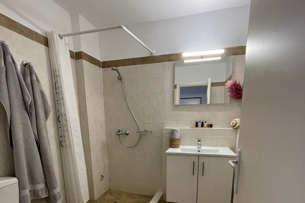 Photo of Bathroom in Platis Gialos