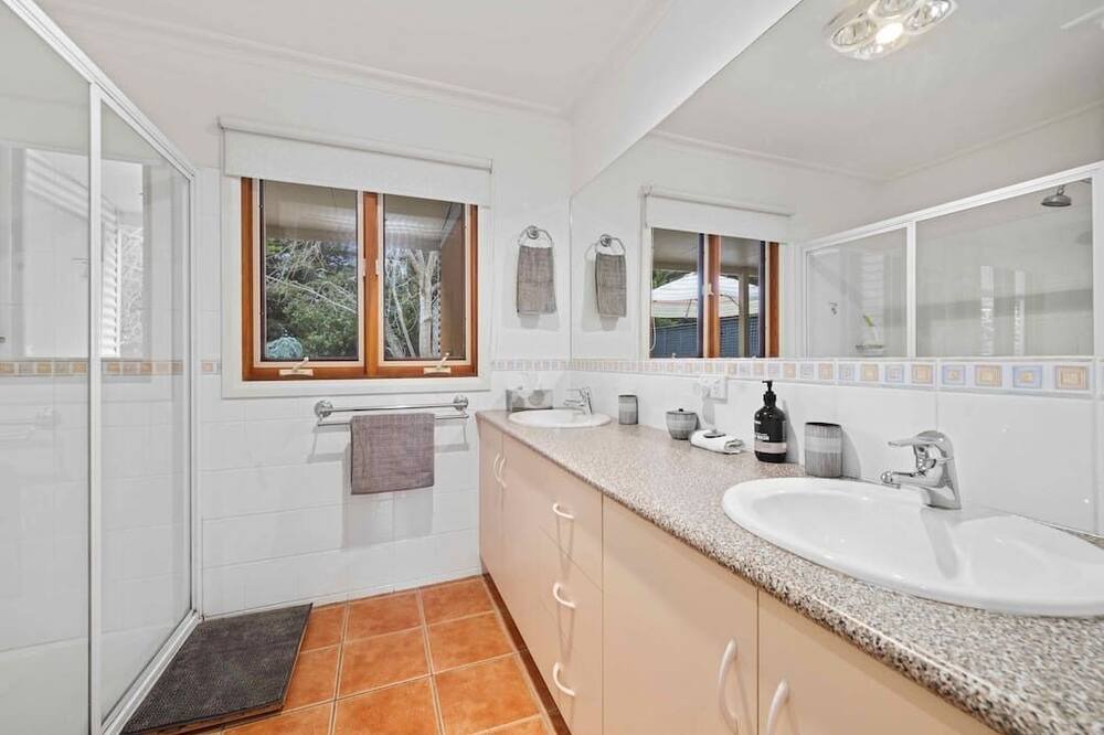Photo of Bathroom in Deans Marsh
