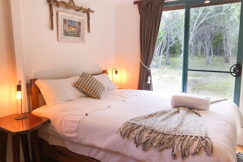 Photo of Bedroom in Deepwater