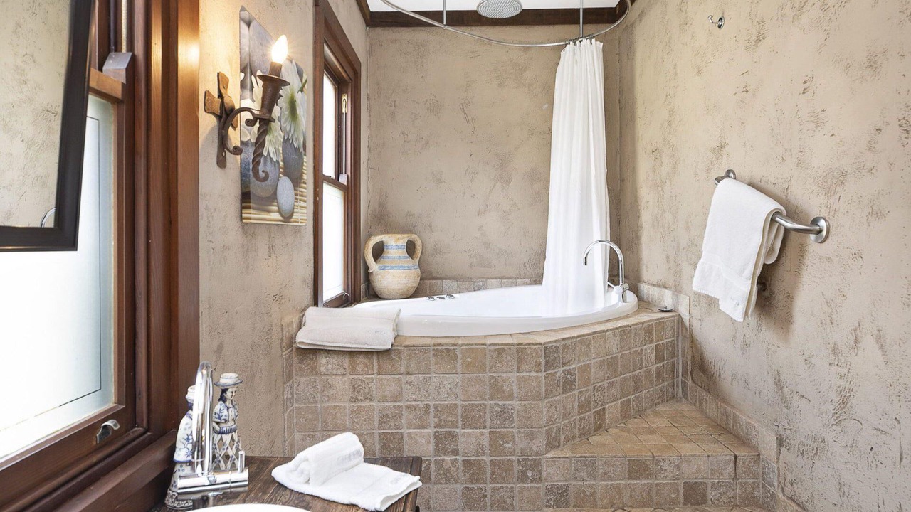 Photo of Bathroom in Robertson