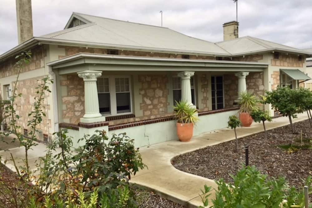 Photo of Outdoor in Naracoorte