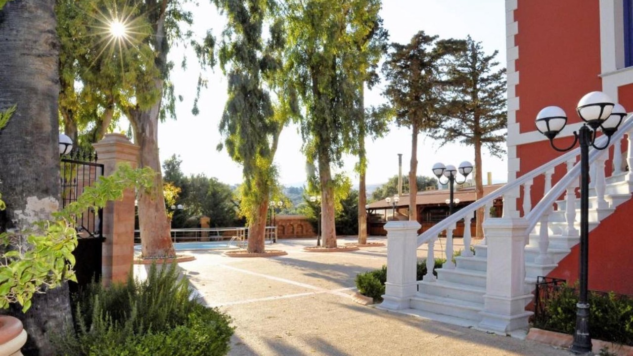 Photo of Outdoor in Kambos