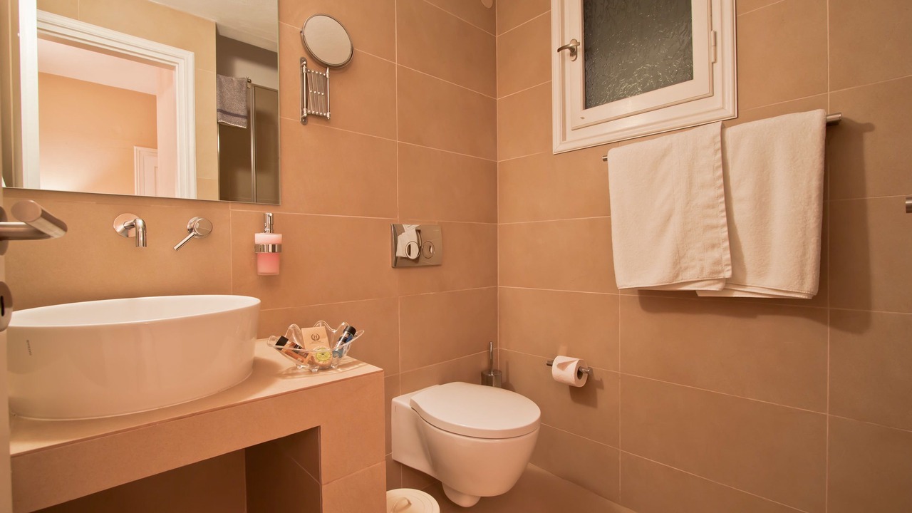 Photo of Bathroom in Kamares