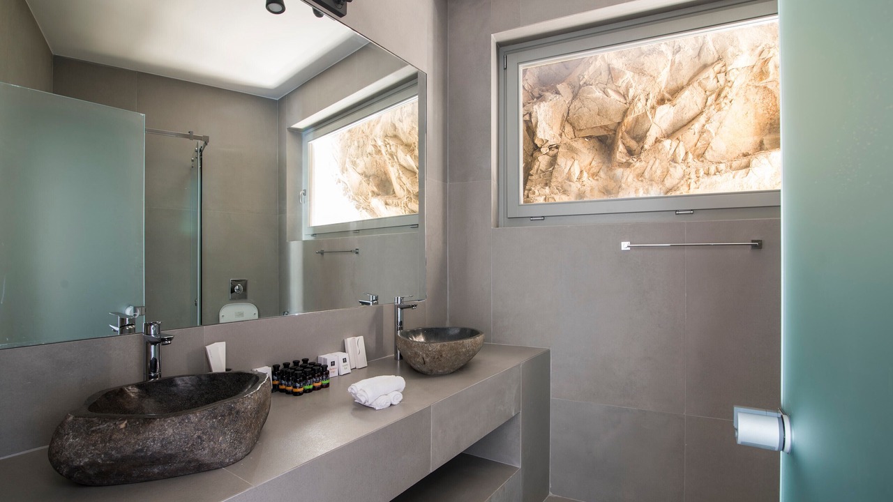 Photo of Bathroom in Elia