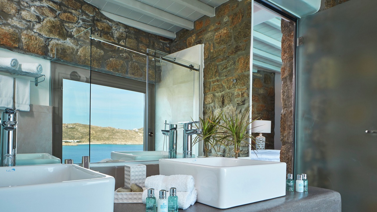 Photo of Bathroom in Elia