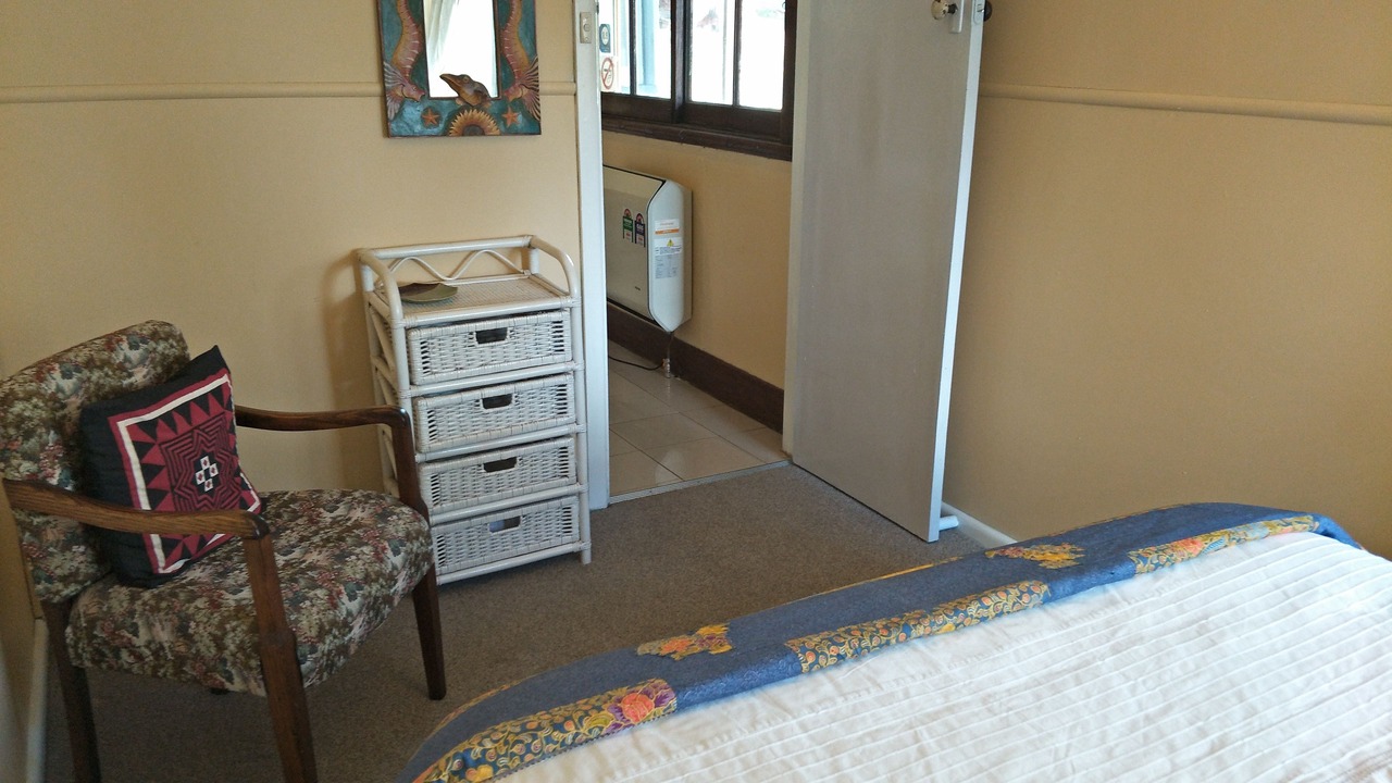 Photo of Bedroom in Metcalfe