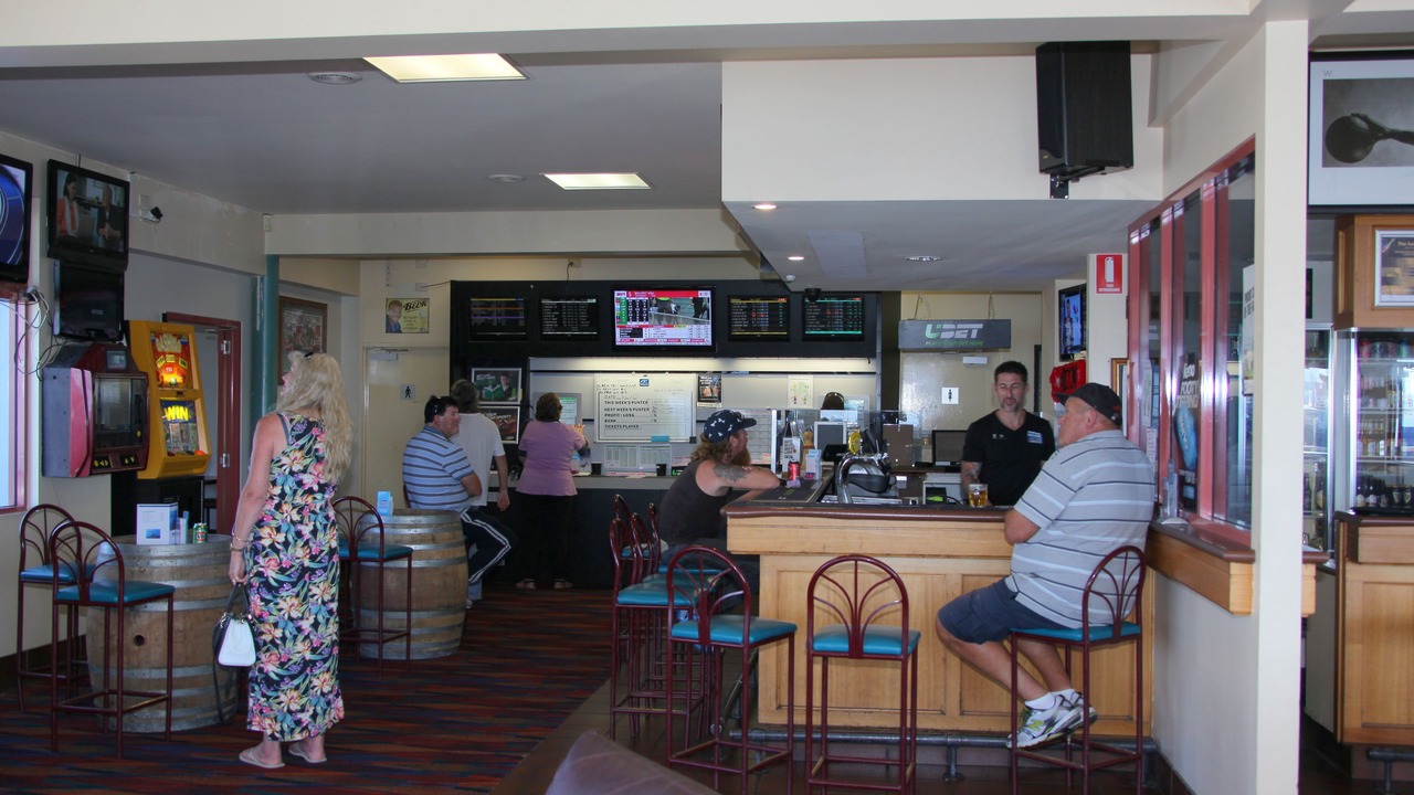 Photo of Others in Beauty Point