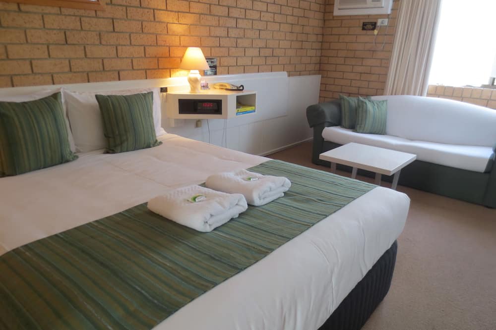 Photo of Bedroom in Aspley