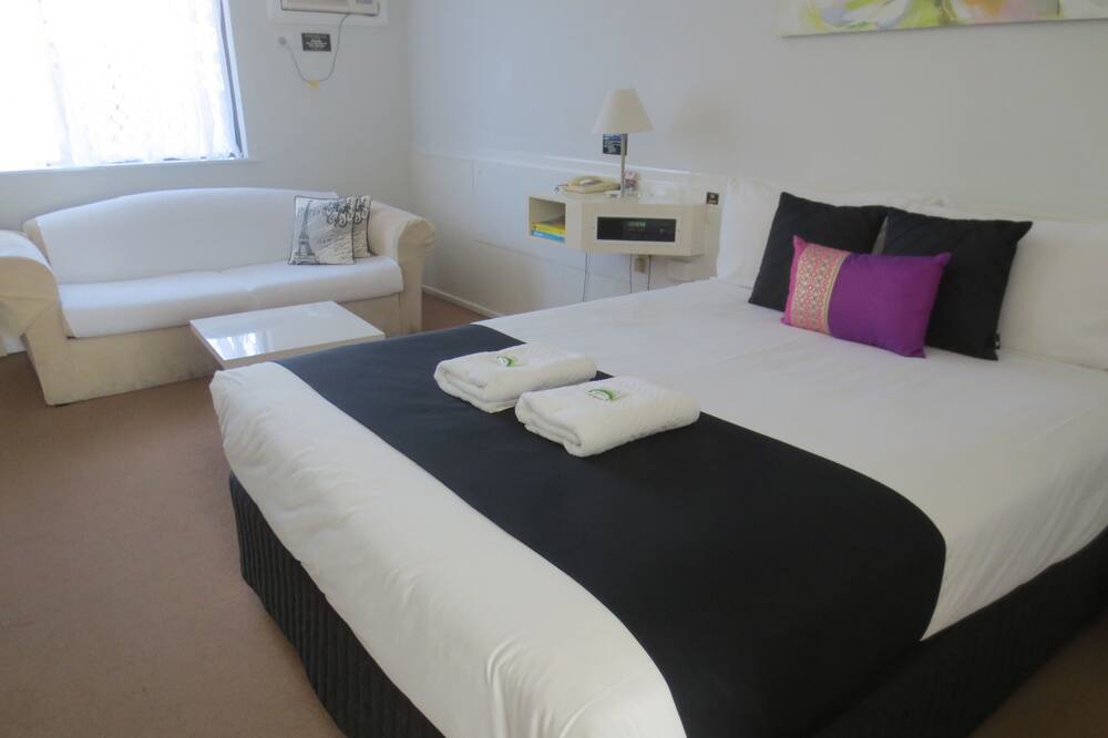 Photo of Bedroom in Aspley