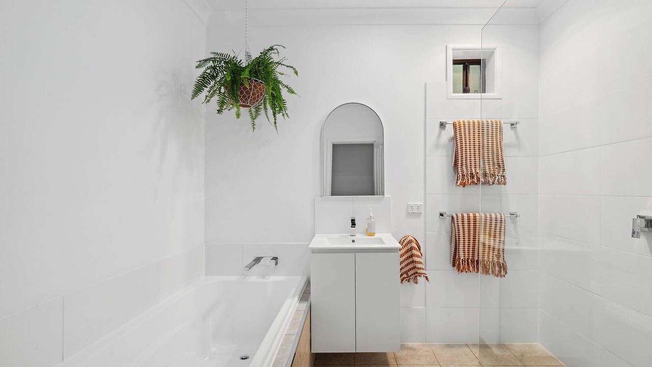 Photo of Bathroom in Burrundulla
