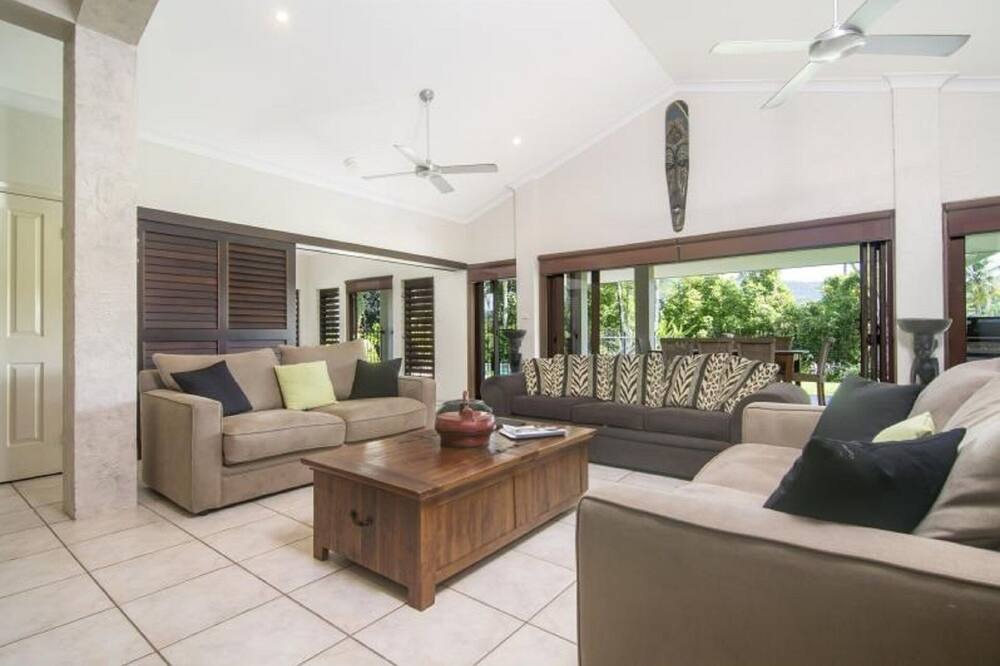 Photo of Livingroom in Craiglie