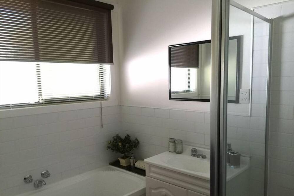 Photo of Bathroom in Daylesford