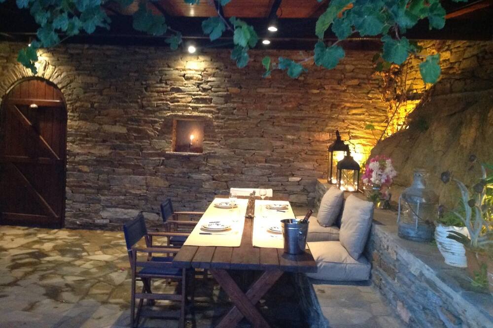 Photo of Outdoor in Gavrio