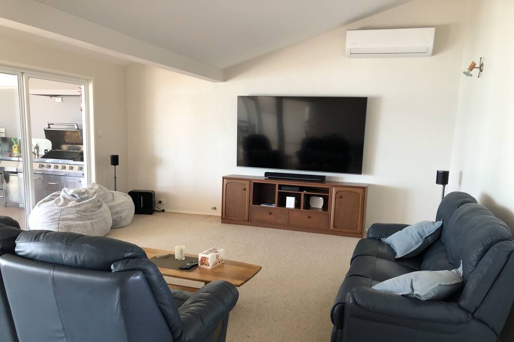 Photo of Livingroom in Culburra Beach