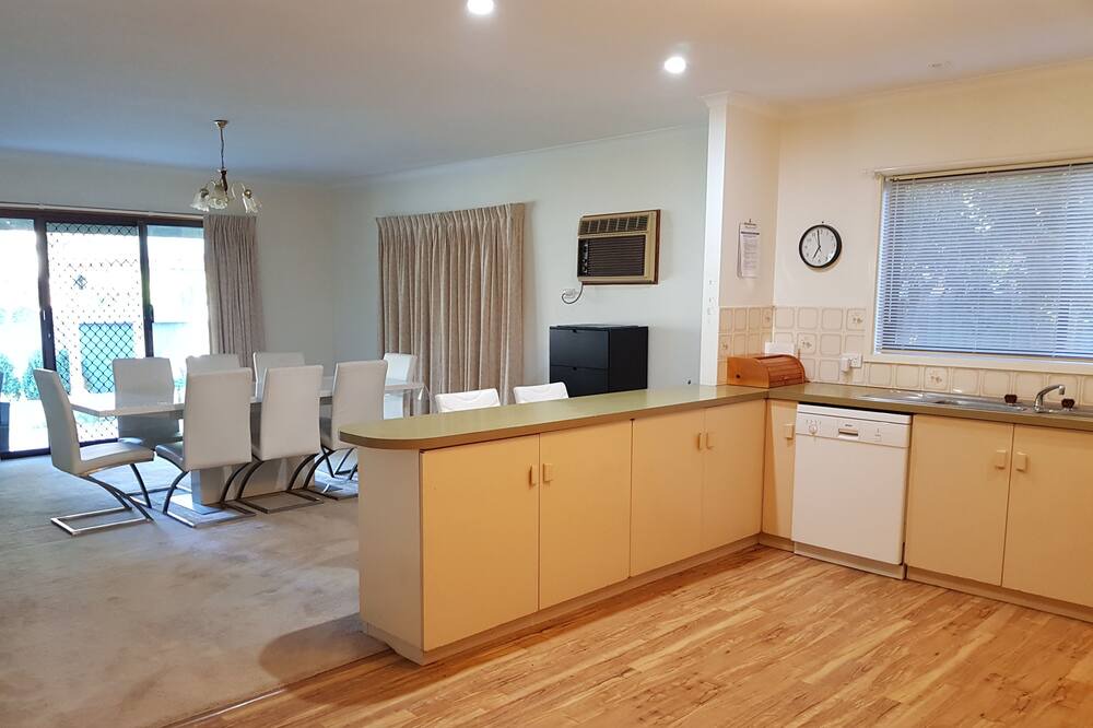 Photo of Kitchen in Corowa