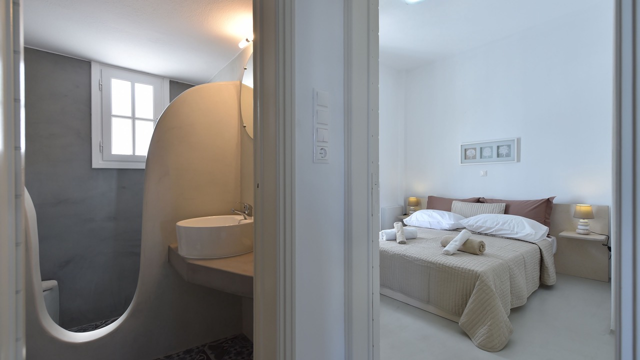 Photo of Bathroom in Parikia
