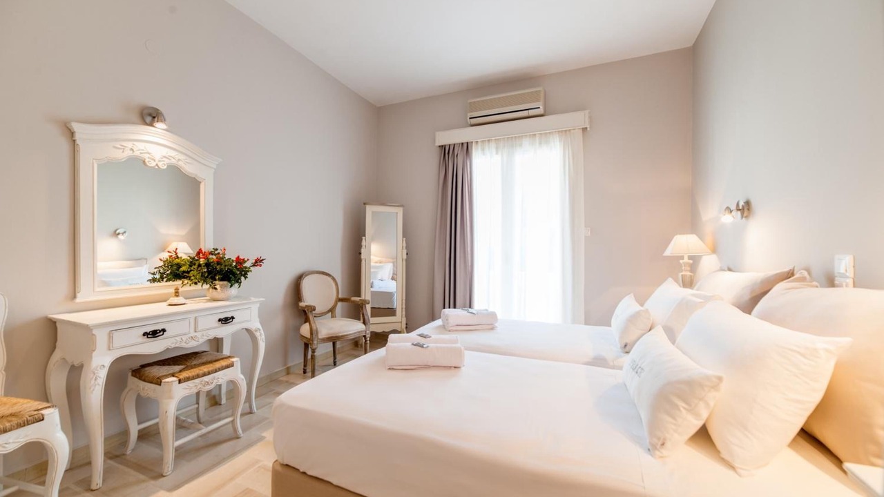 Photo of Bedroom in Parikia