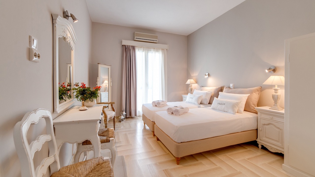 Photo of Bedroom in Parikia
