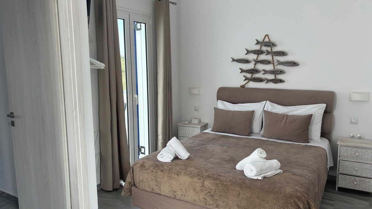 Photo of Bedroom in Parikia
