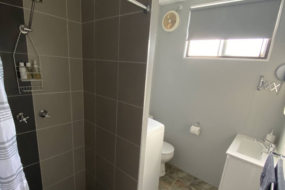 Photo of Bathroom in Batehaven