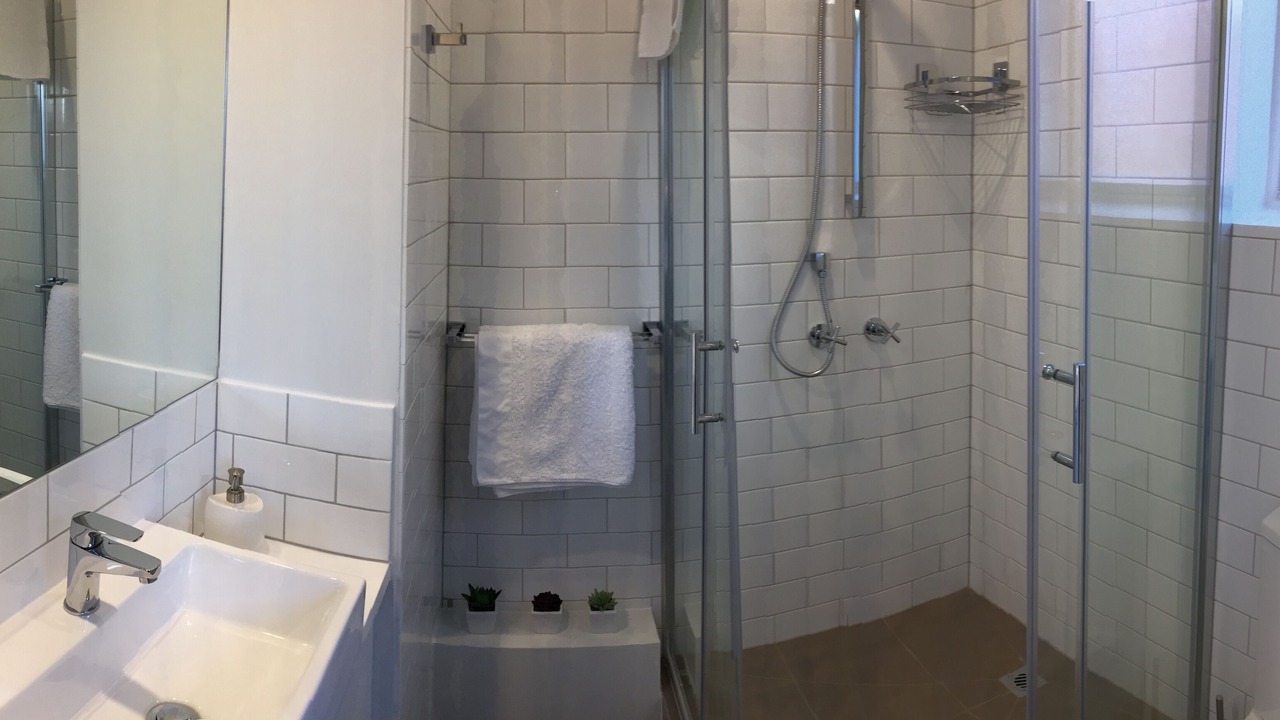 Photo of Bathroom in St Kilda West