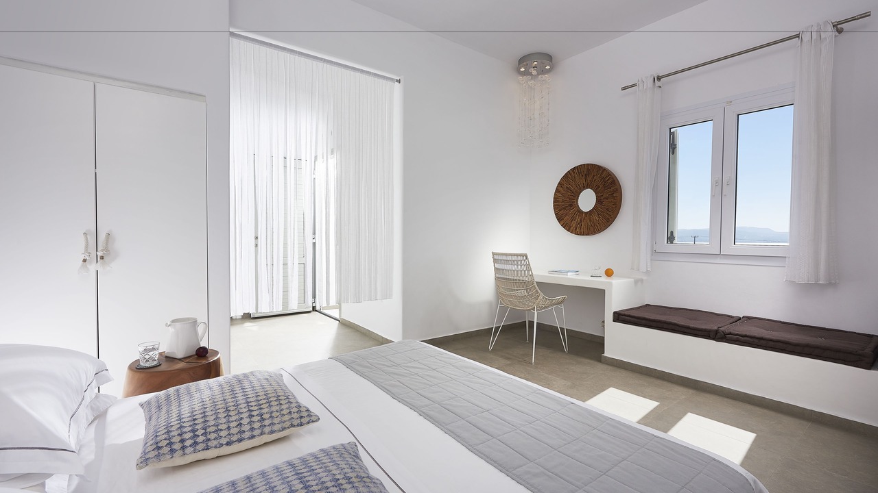 Photo of Bedroom in Adamas