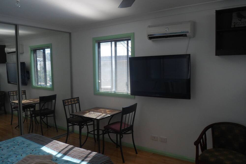 Photo of Bedroom in Saratoga