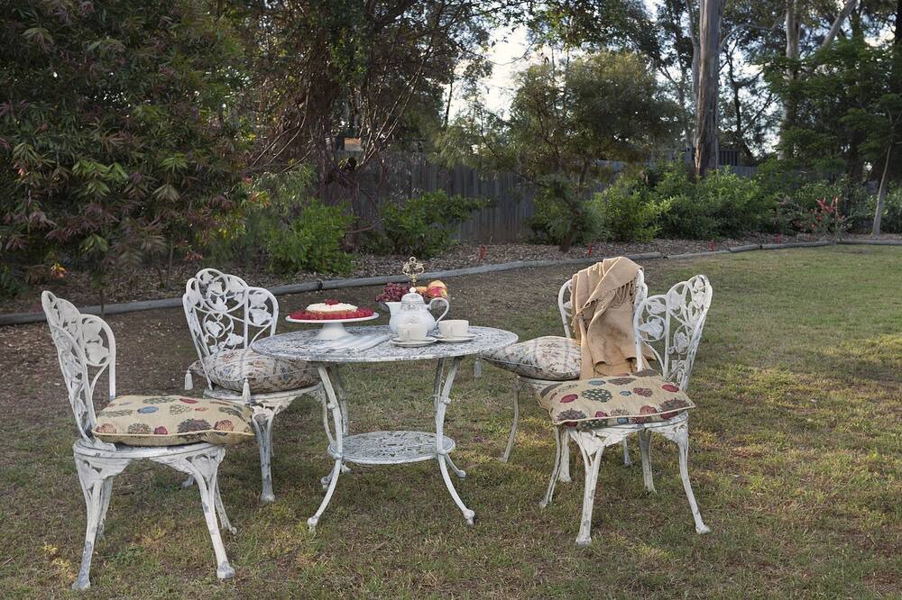 Photo of Outdoor in Broke