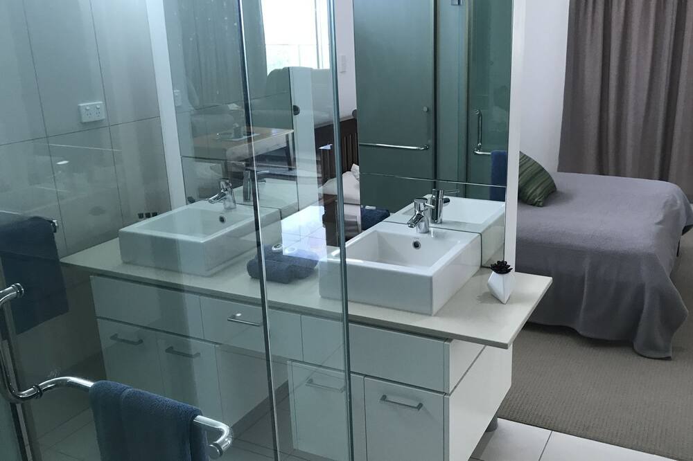 Photo of Bedroom in Darwin City Centre