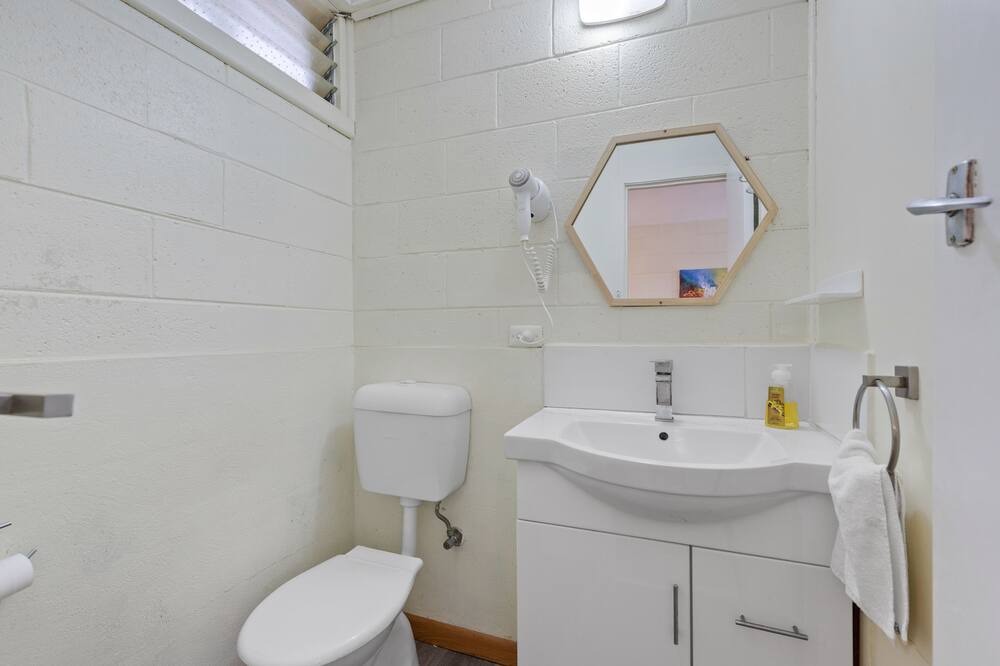 Photo of Bathroom in Strathmerton