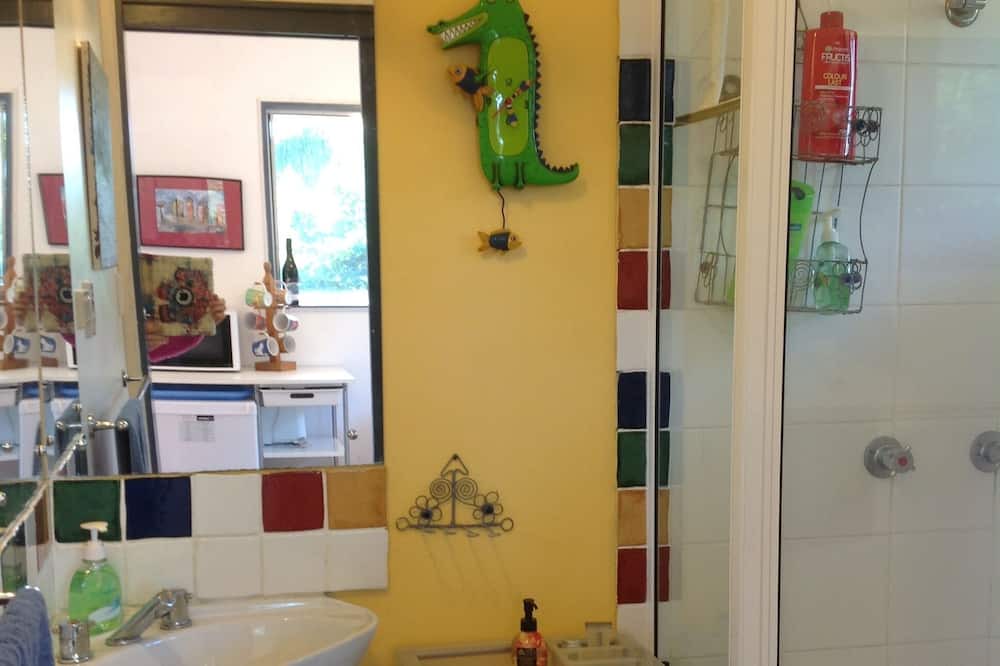 Photo of Bathroom in Kenmore Hills