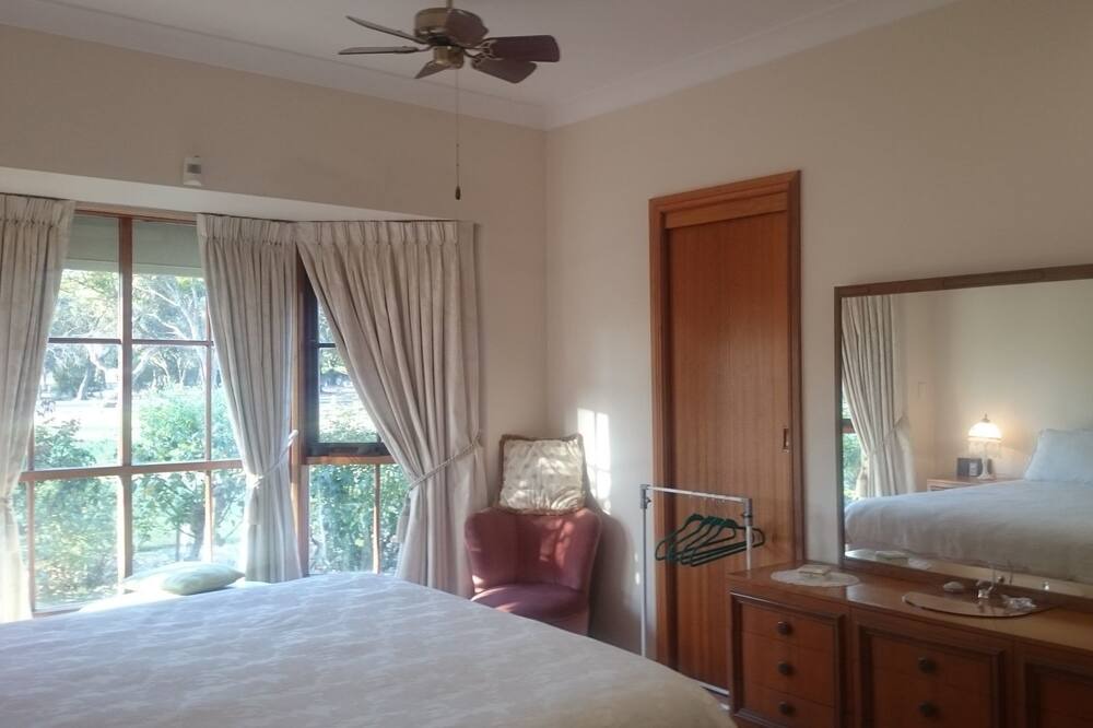 Photo of Bedroom in Keith