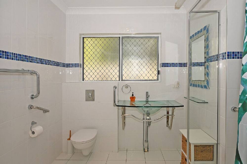 Photo of Bathroom in Toogoom