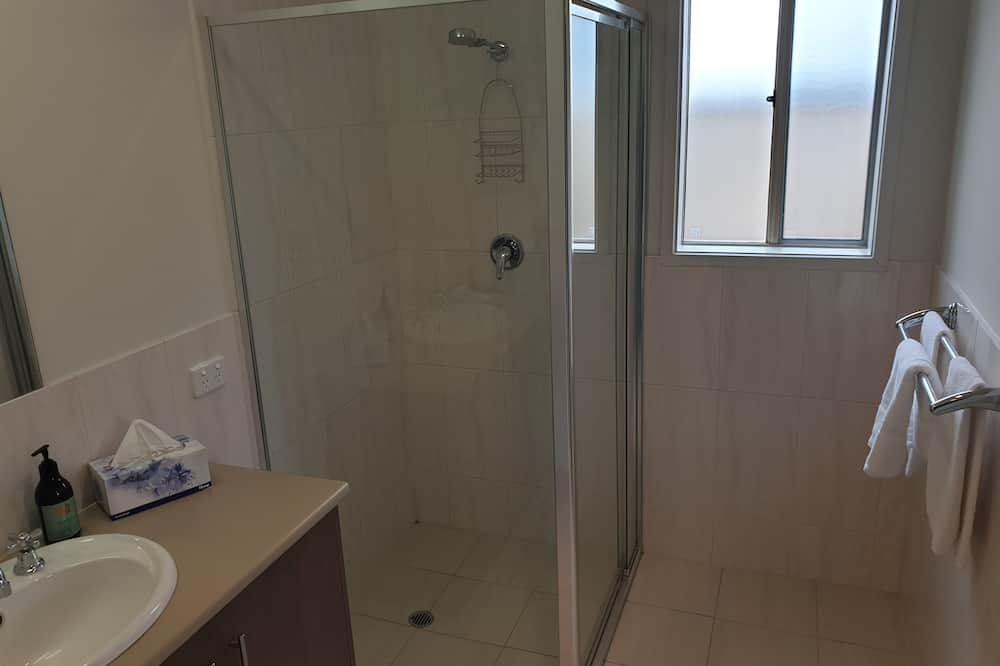 Photo of Bathroom in Nuriootpa
