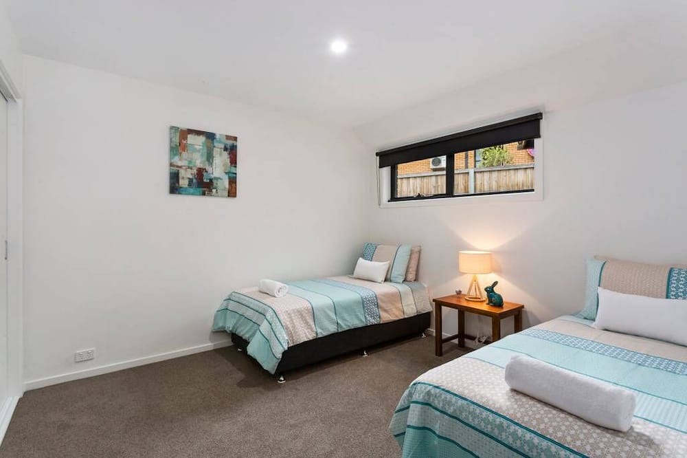Photo of Bedroom in Lauderdale