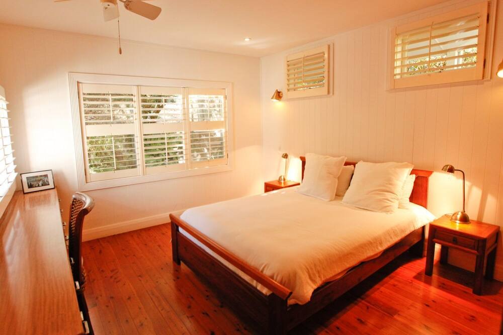 Photo of Bedroom in Akolele