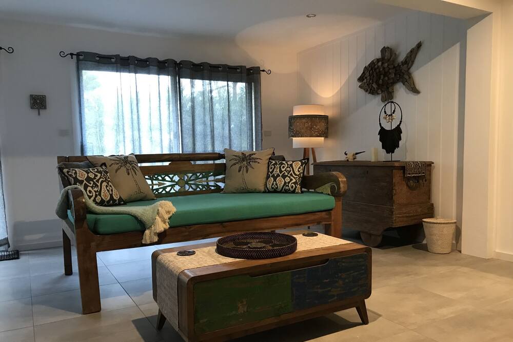 Photo of Livingroom in Werri Beach