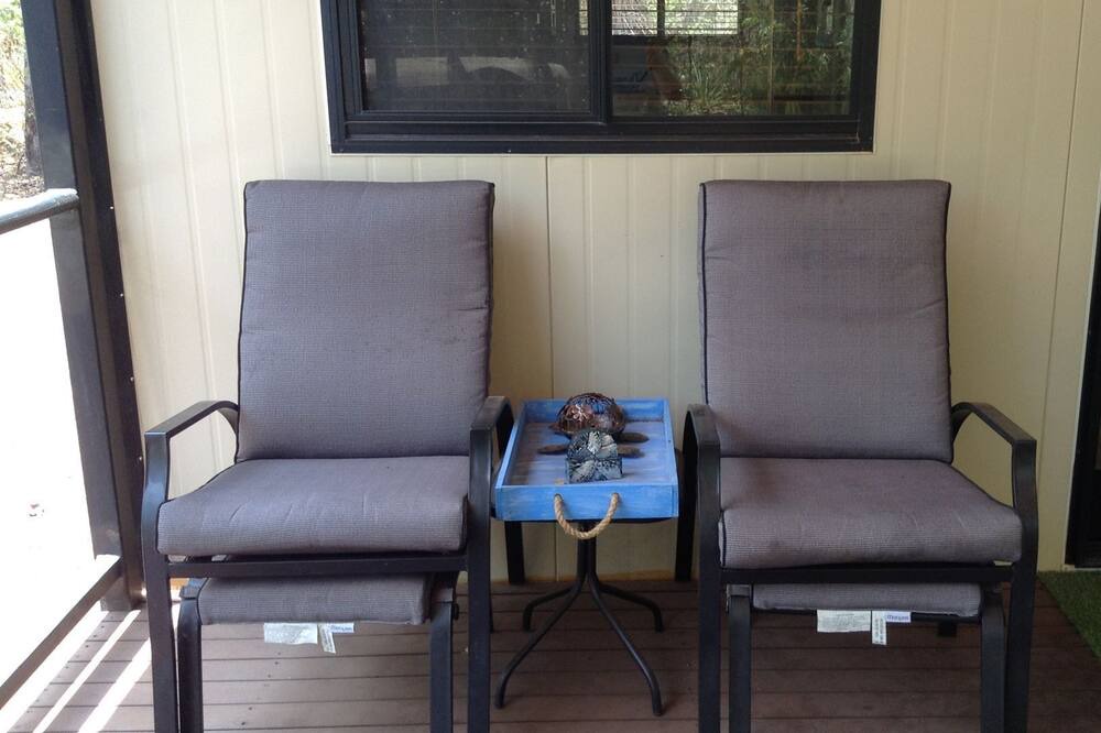 Photo of Livingroom in Dundee Beach