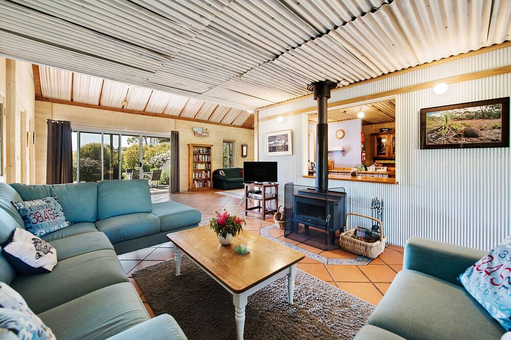 Photo of Livingroom in Deep Creek