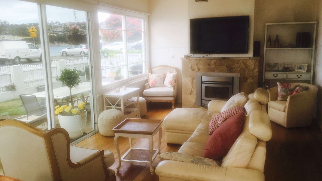 Photo of Livingroom in Kingston Beach