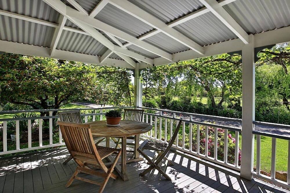 Photo of Patio Balcony in Burradoo